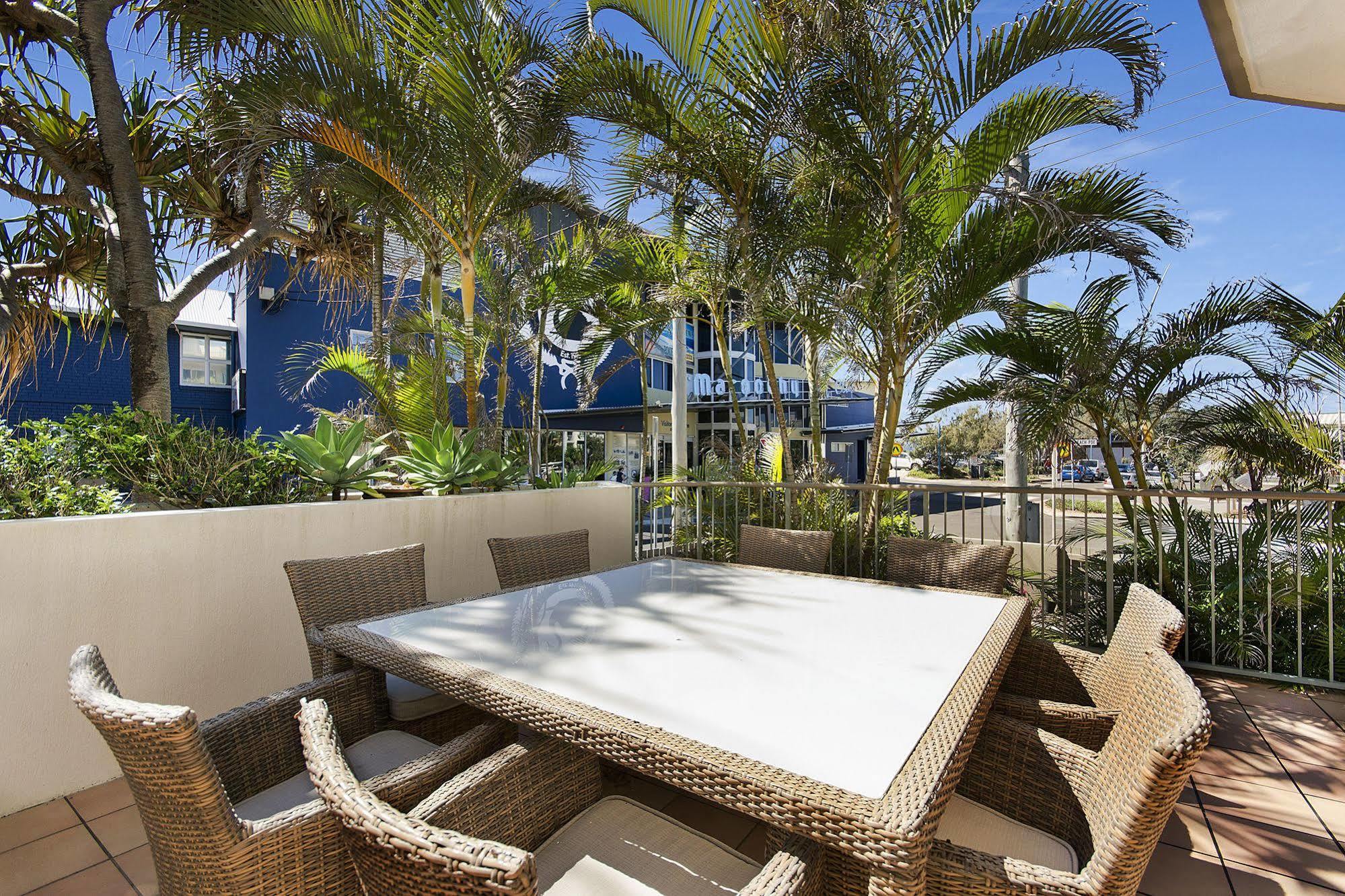 Surfcomber On The Beach Maroochydore Exterior foto